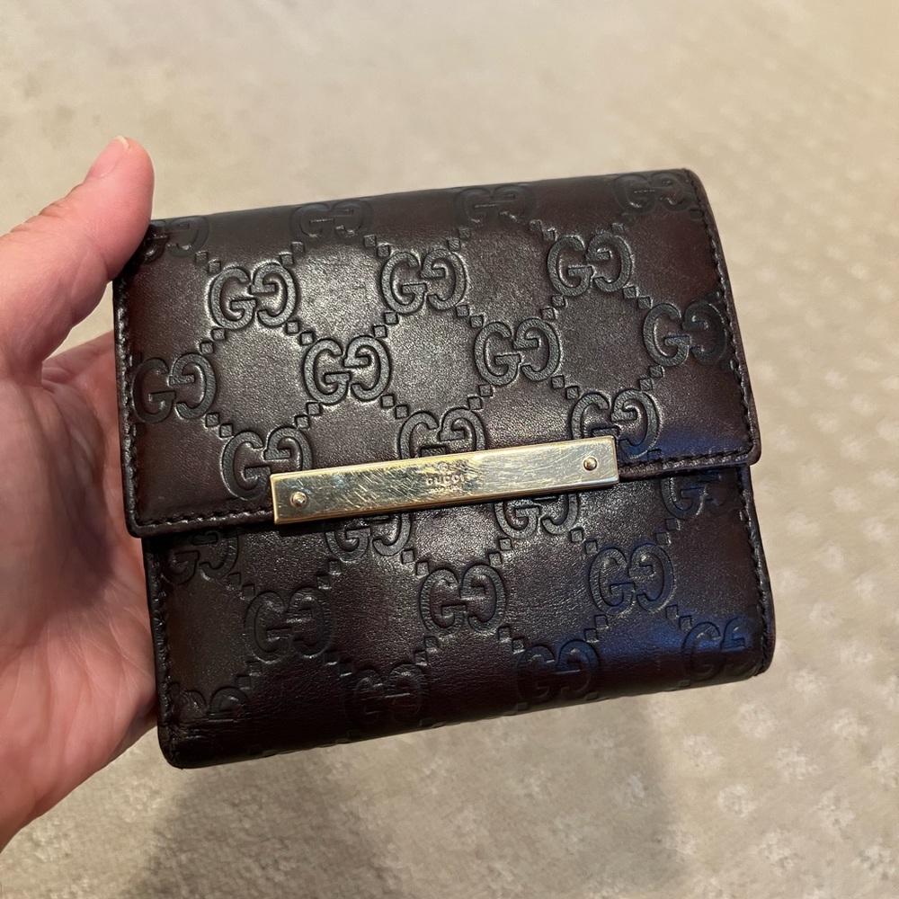 Gucci Shima GG Logo Leather Bifold wallet Brown Medium Size